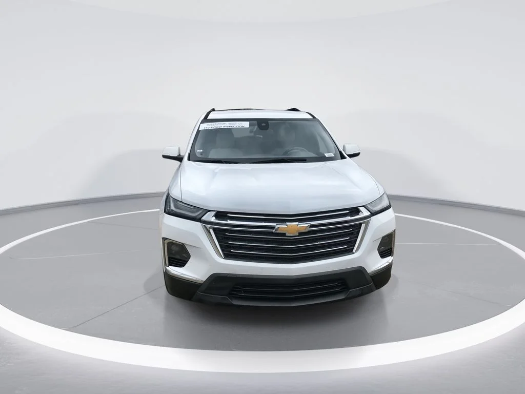 Used 2023 White Chevrolet LT image 3