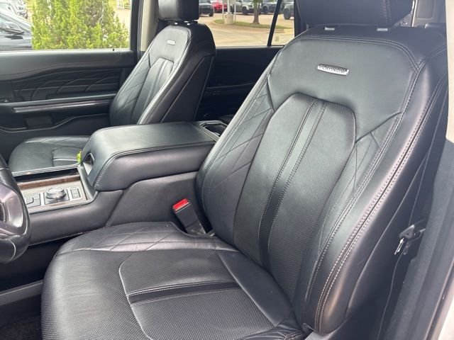 Used 2020 White Ford Platinum image 1