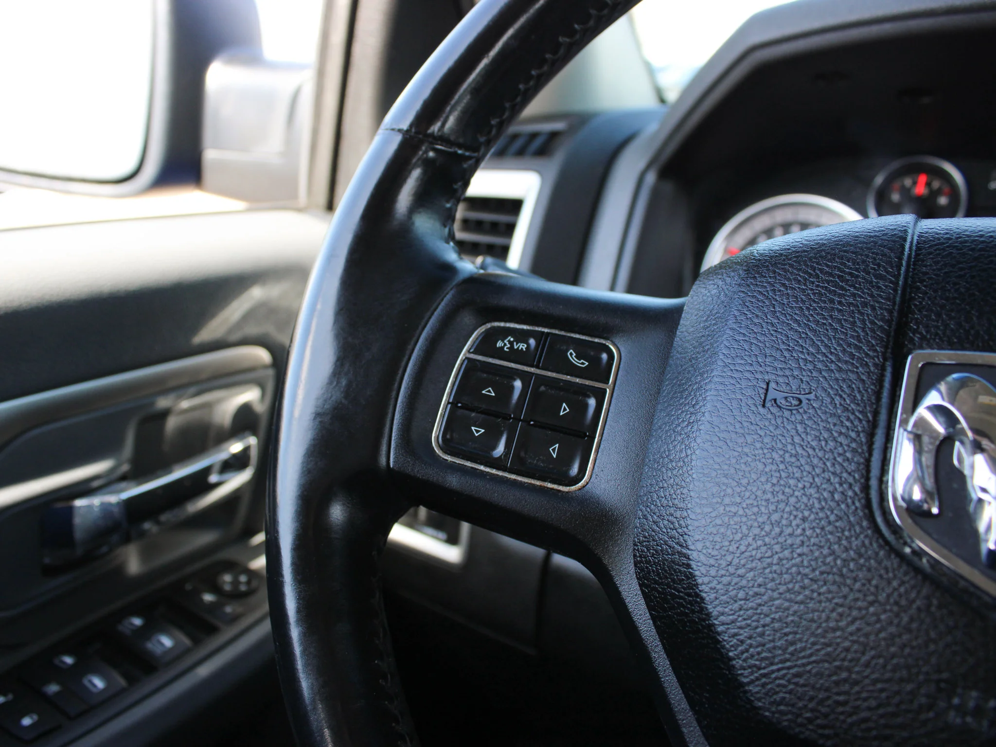 Used 2014 Light blue RAM Big Horn * Mechanic Special | HEMI V8 | Heated Seats | Bedliner | Backup Camera image 16