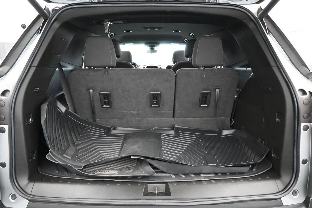Used 2023 Sterling Gray Metallic Chevrolet LT image 35