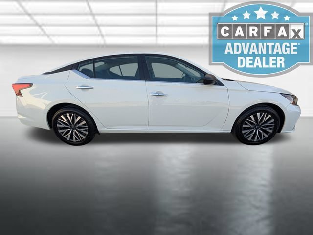 2025 Nissan Altima SV - Photo 27