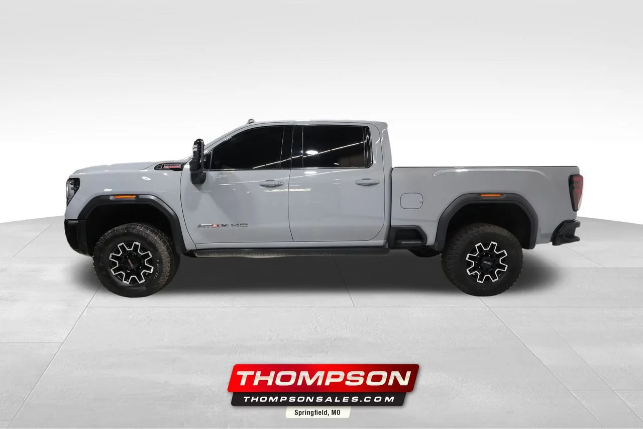 2024 GMC Sierra 4WD Crew Cab Standard Box AT4X's photo