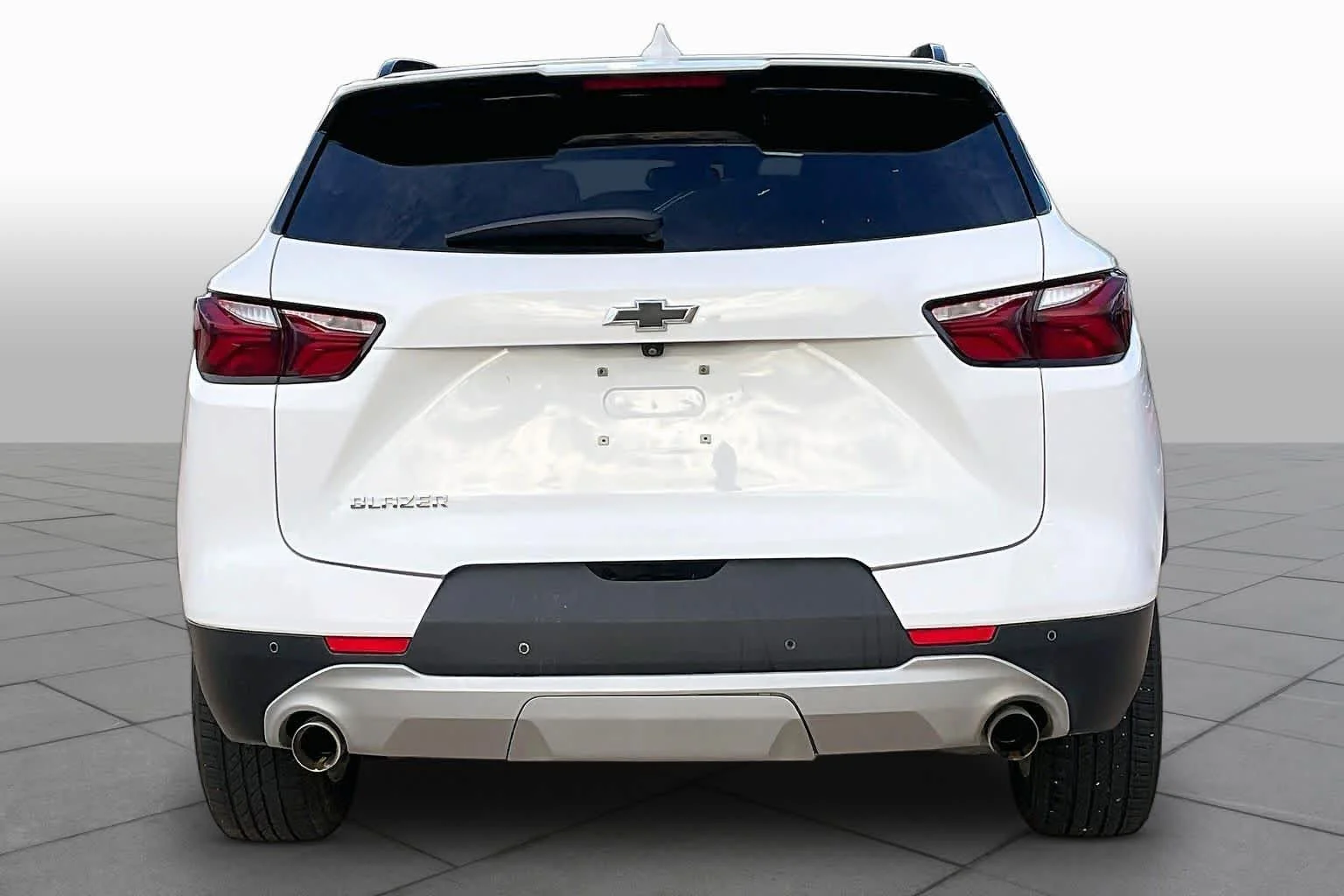 Used 2020 Summit White Chevrolet LT image 3