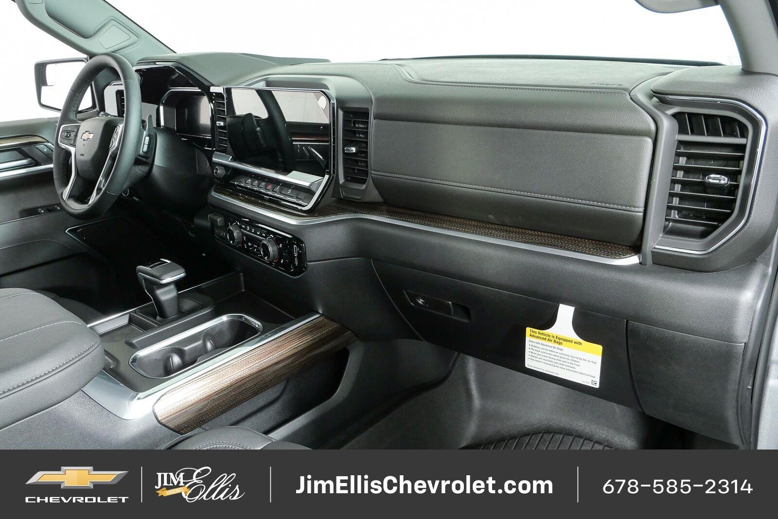 New 2026 Sterling Gray Metallic Chevrolet LT image 23