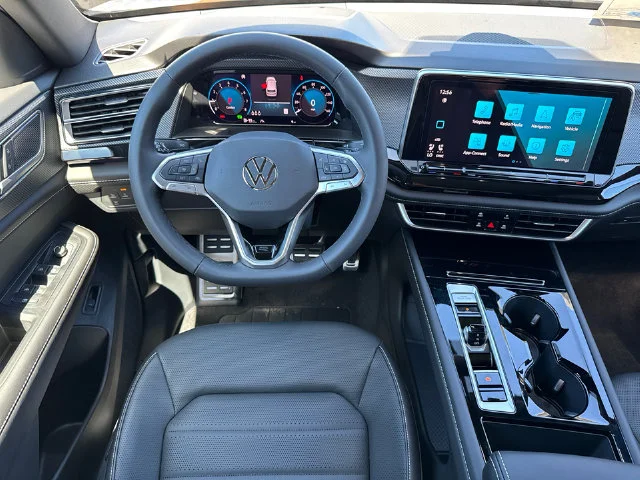 2026 Volkswagen Atlas Cross Sport SEL R-LINE - Photo 30