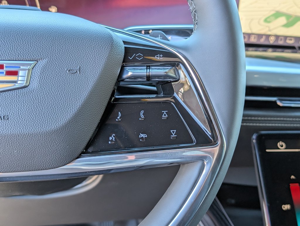 New 2027 Deep Sea Metallic Cadillac Sport image 23