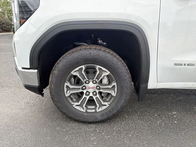 New 2026 Summit White GMC SLE image 32