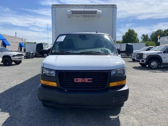 Used 2024 White GMC Work Van image 3