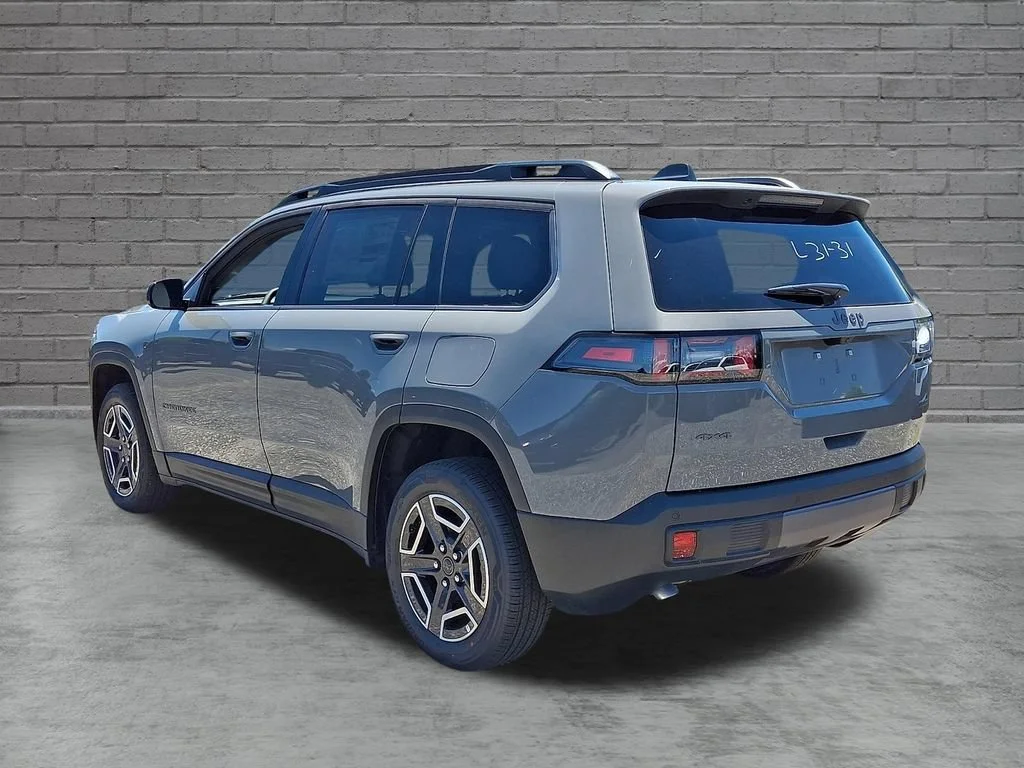 New 2026 Sting-Gray Clearcoat Jeep Limited image 6