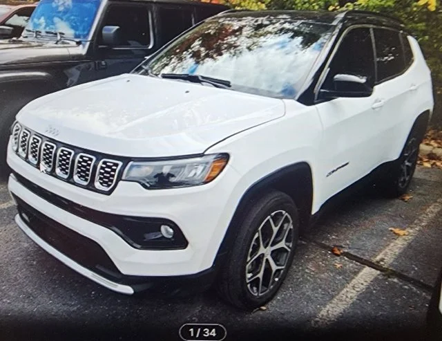 Used 2024 White Jeep Limited image 1