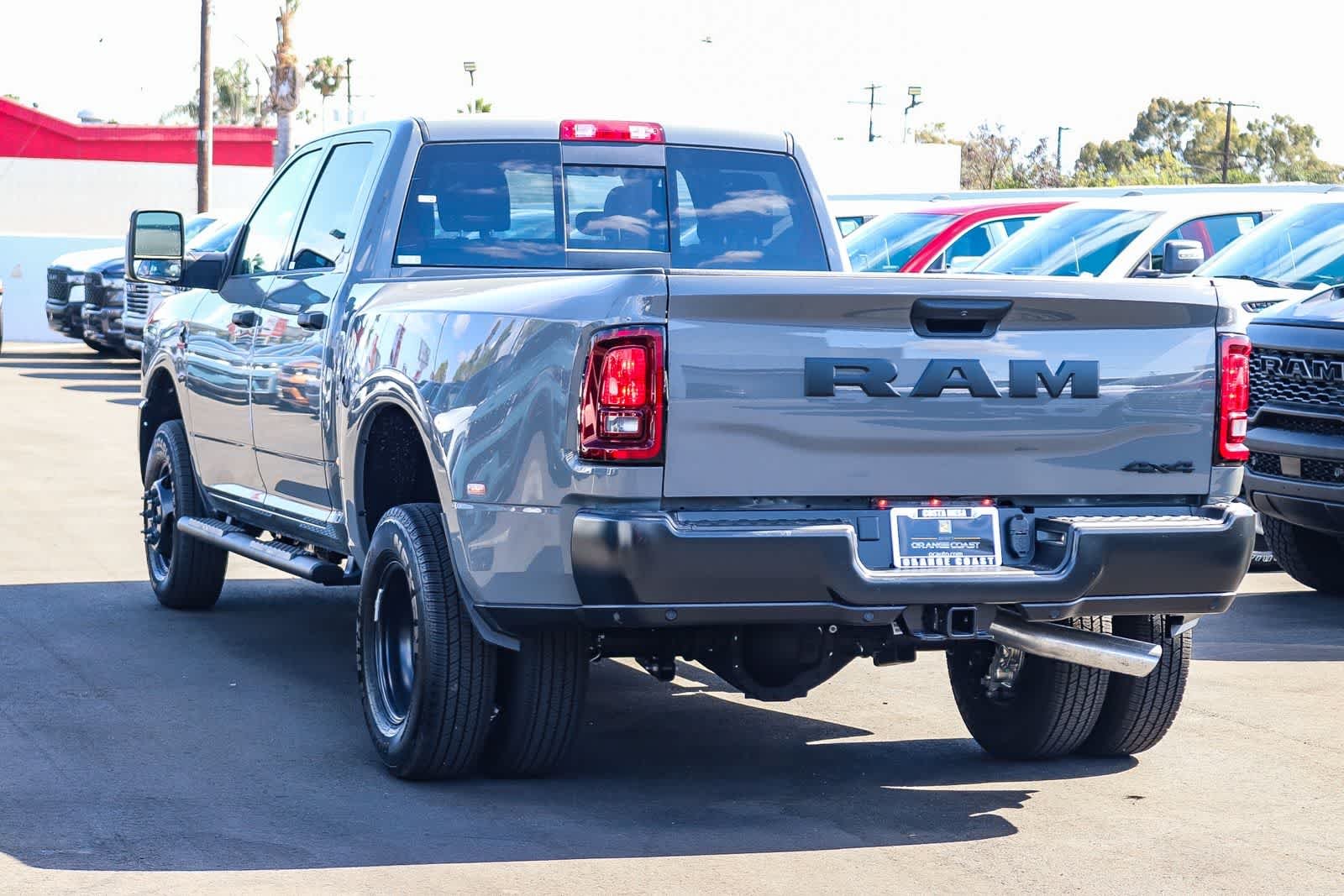 New 2026 Ceramic Gray Clear-Coat Exterior Paint RAM Tradesman image 5
