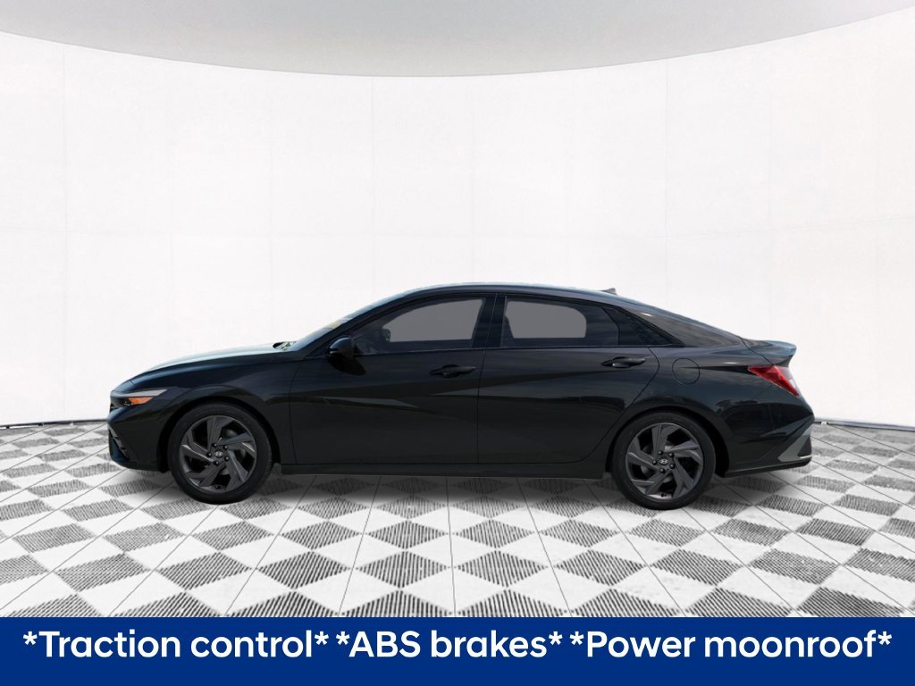 New 2026 Black Hyundai SEL Sport Plus image 4