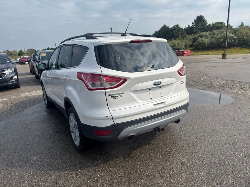 Used 2013 White Platinum Ford SE image 18