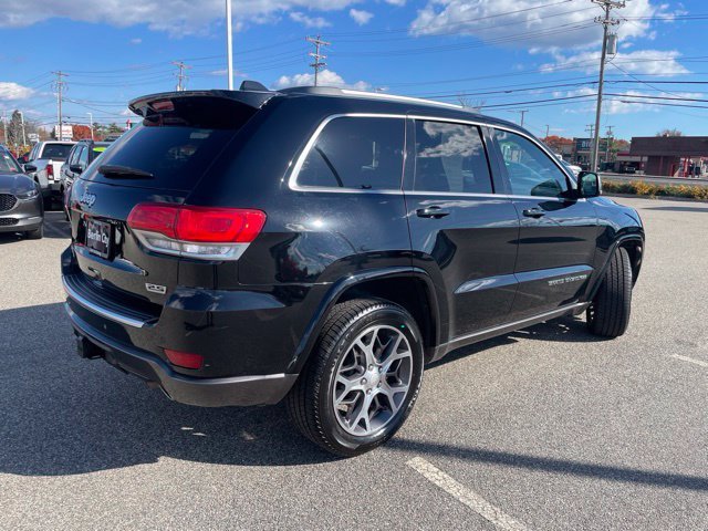 Used 2018 Diamond Black Jeep Limited image 7