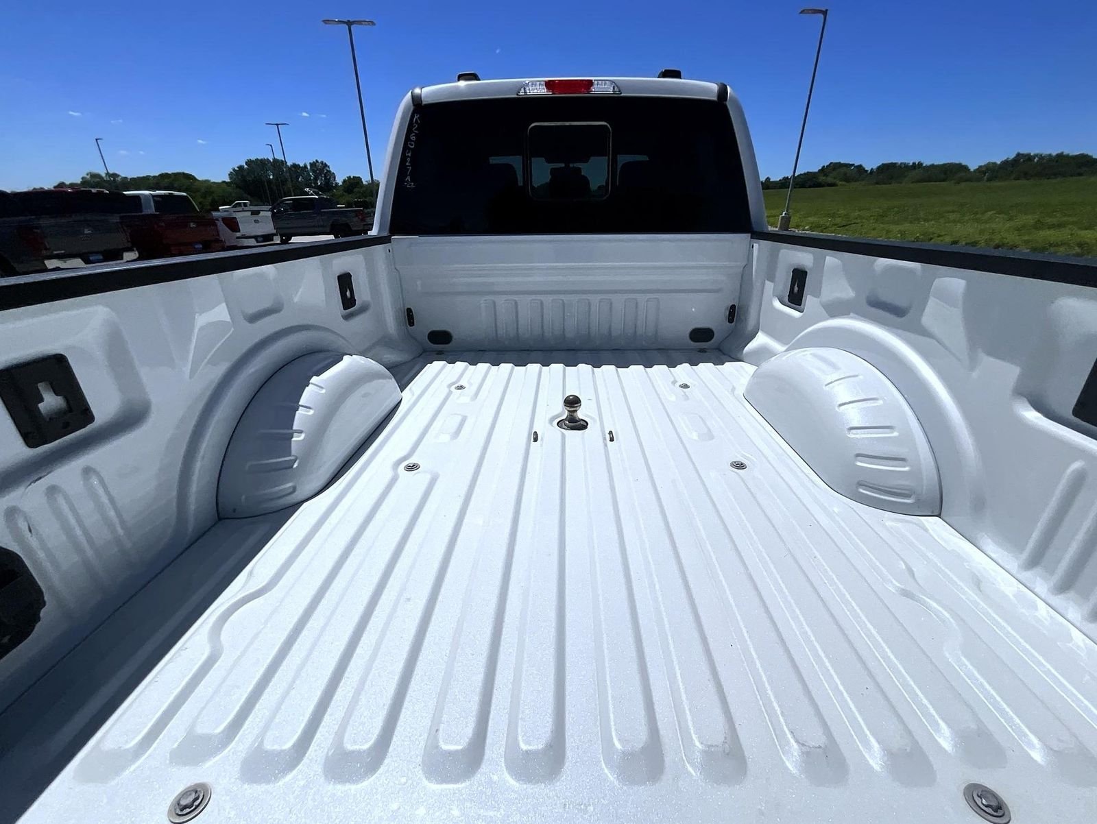 Used 2022 White Ford Lariat image 23