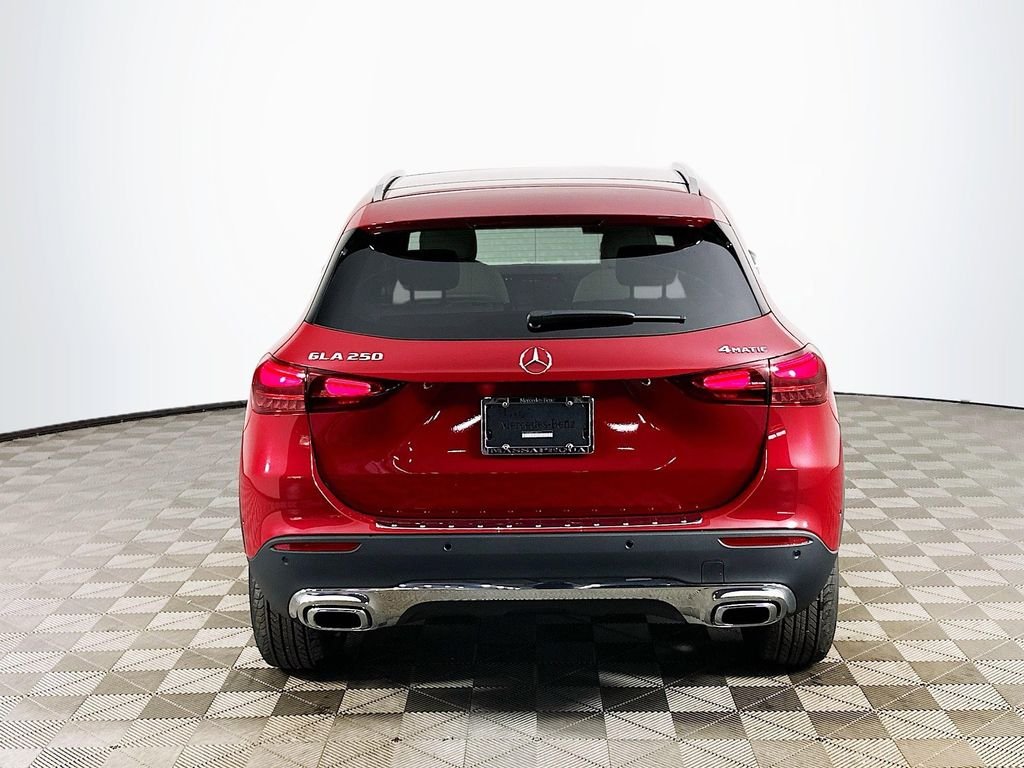 New 2026 MANUFAKTUR Patagonia Red Metallic Mercedes-Benz GLA 250 image 5