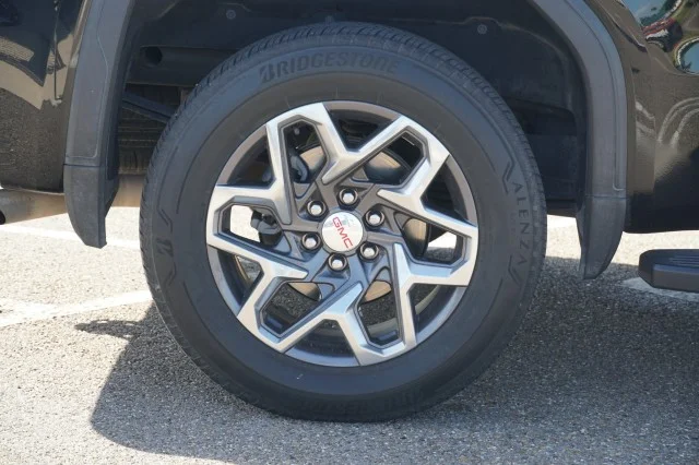 Used 2023 Onyx Black GMC SLT image 6