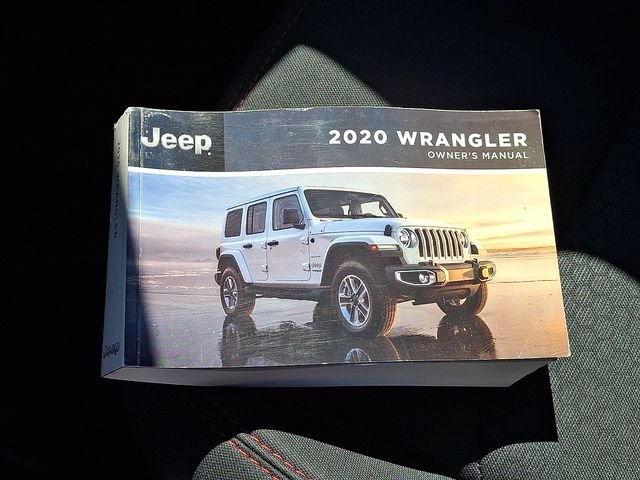 Used 2020 Ocean Blue Metallic Jeep Unlimited Rubicon image 25
