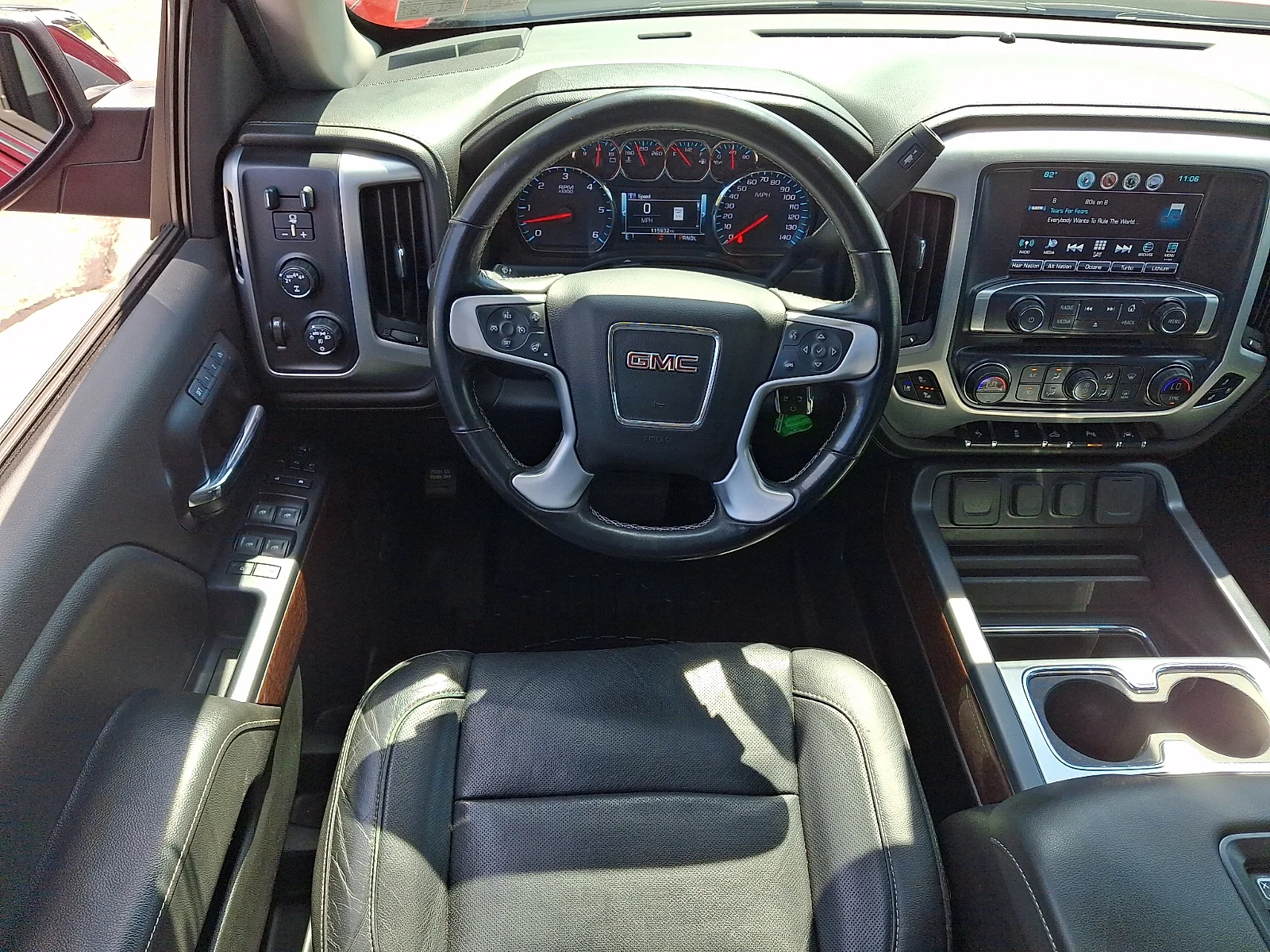 Photo 12