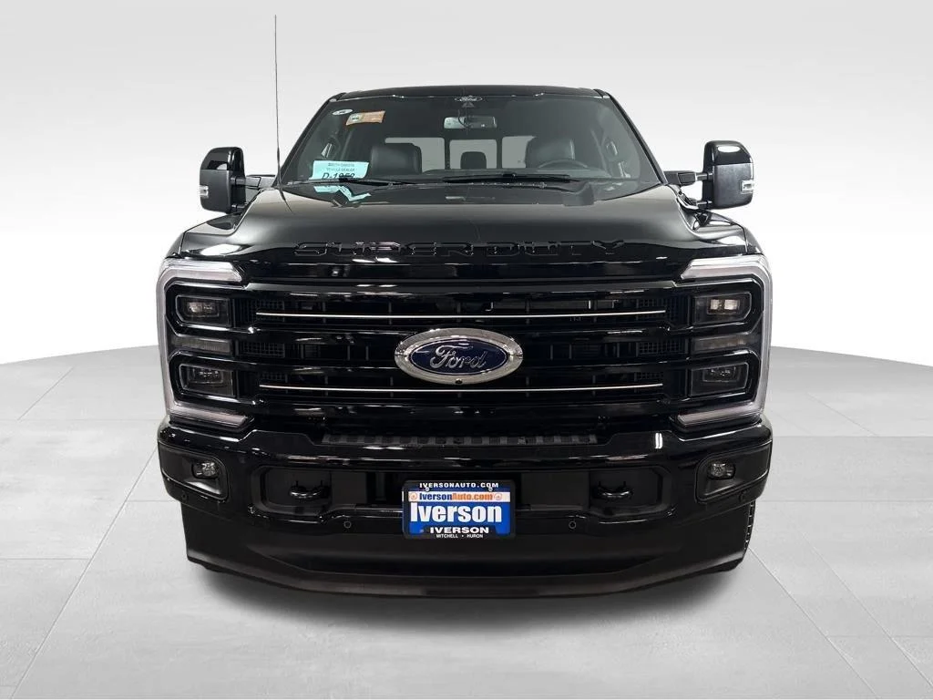 2026 Ford F-250 Super Duty Platinum - Photo 3