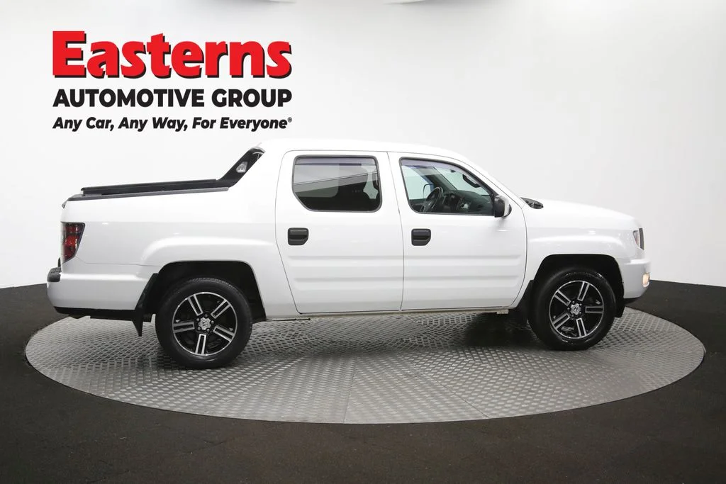 Used 2014 White Honda Sport image 42