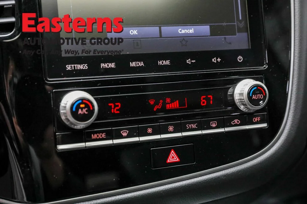 Used 2021 Black Mitsubishi SEL image 19