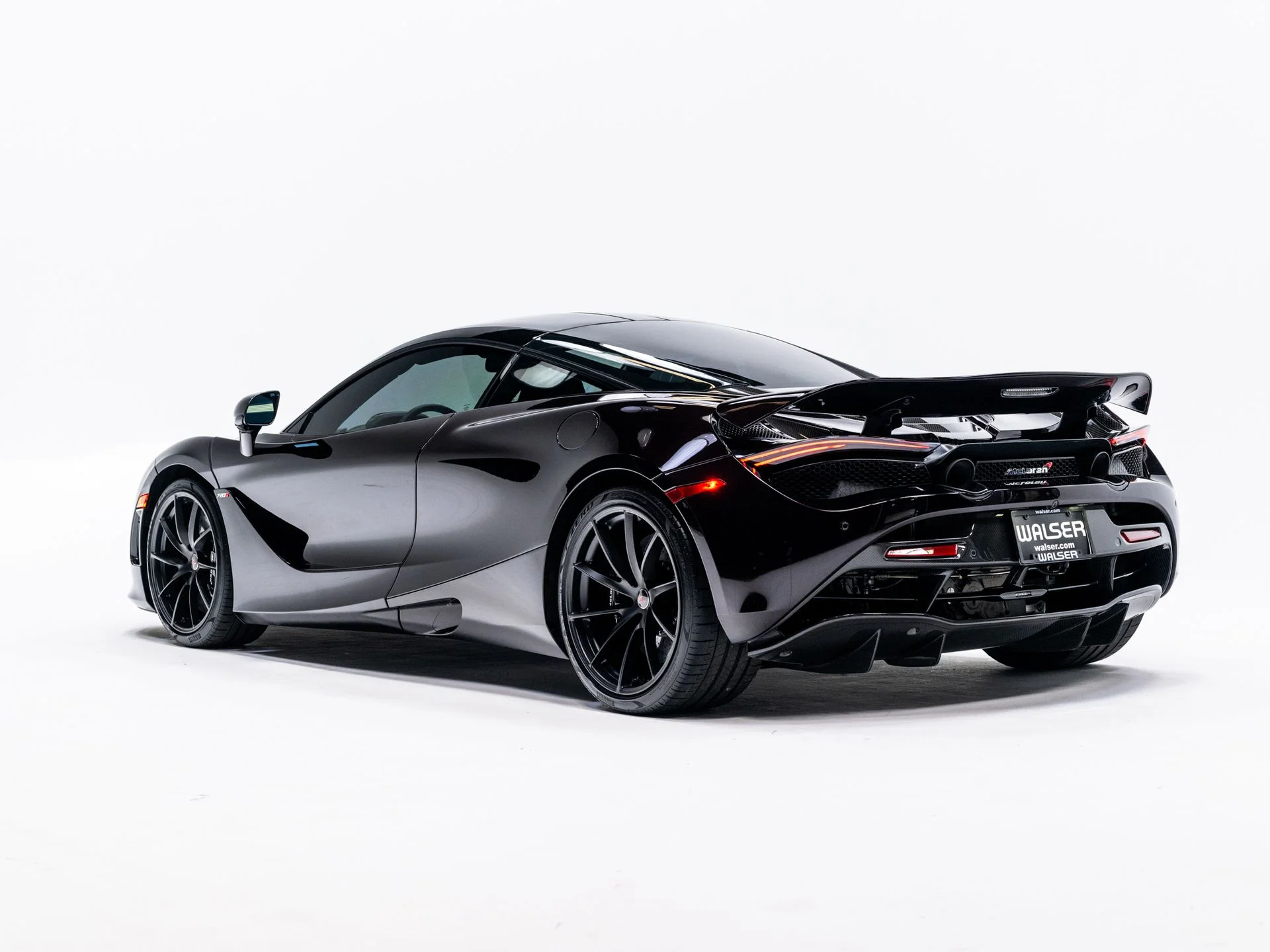 Used 2018 Quartz McLaren Luxury image 3