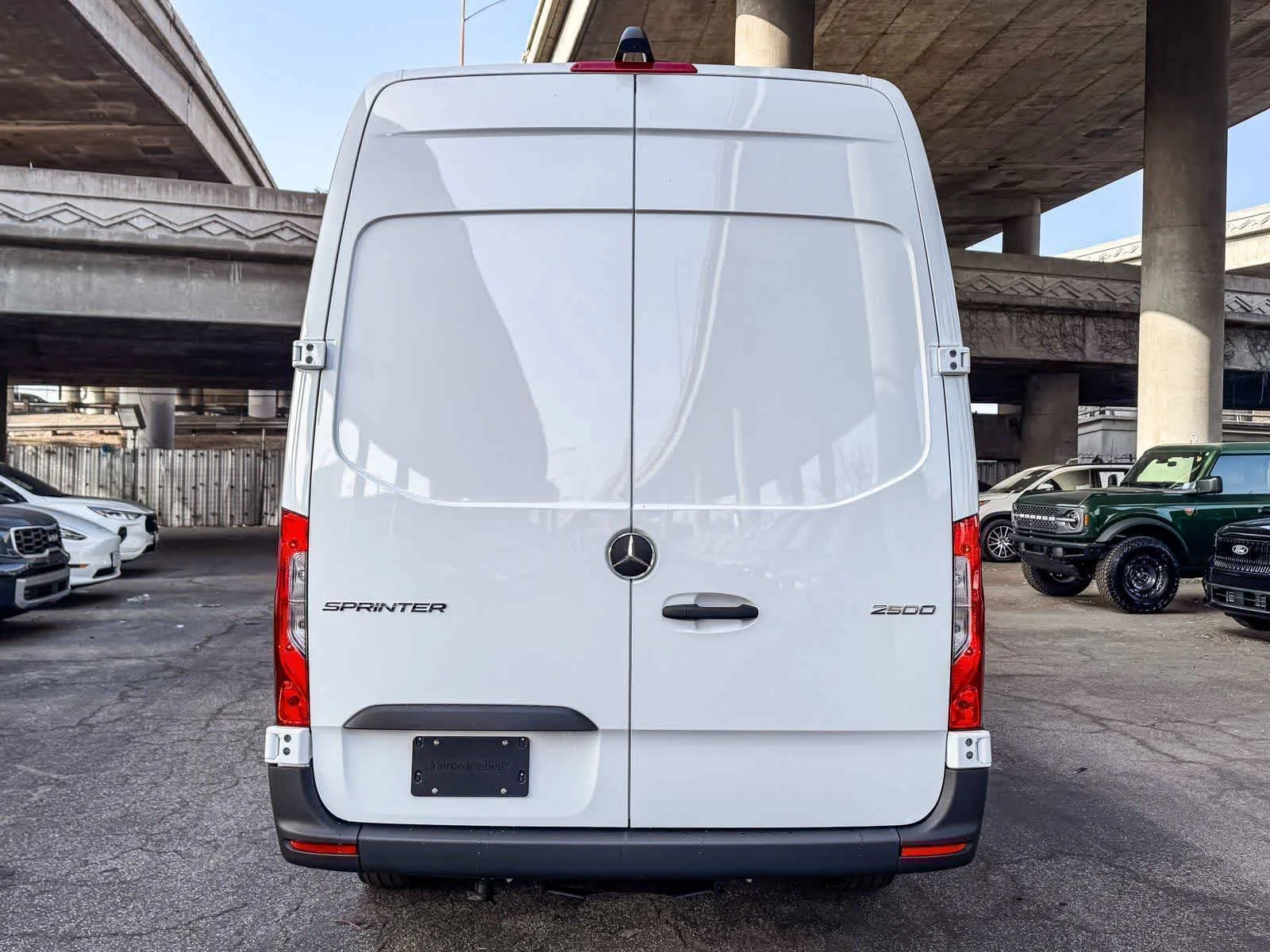 New 2026 Arctic White Mercedes-Benz Cargo 170WB High Roof RWD 2.0L I4 Diesel Turbo SO image 7