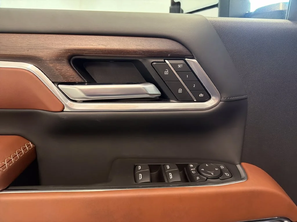New 2026 Glacier White Tricoat GMC Denali Ultimate image 12