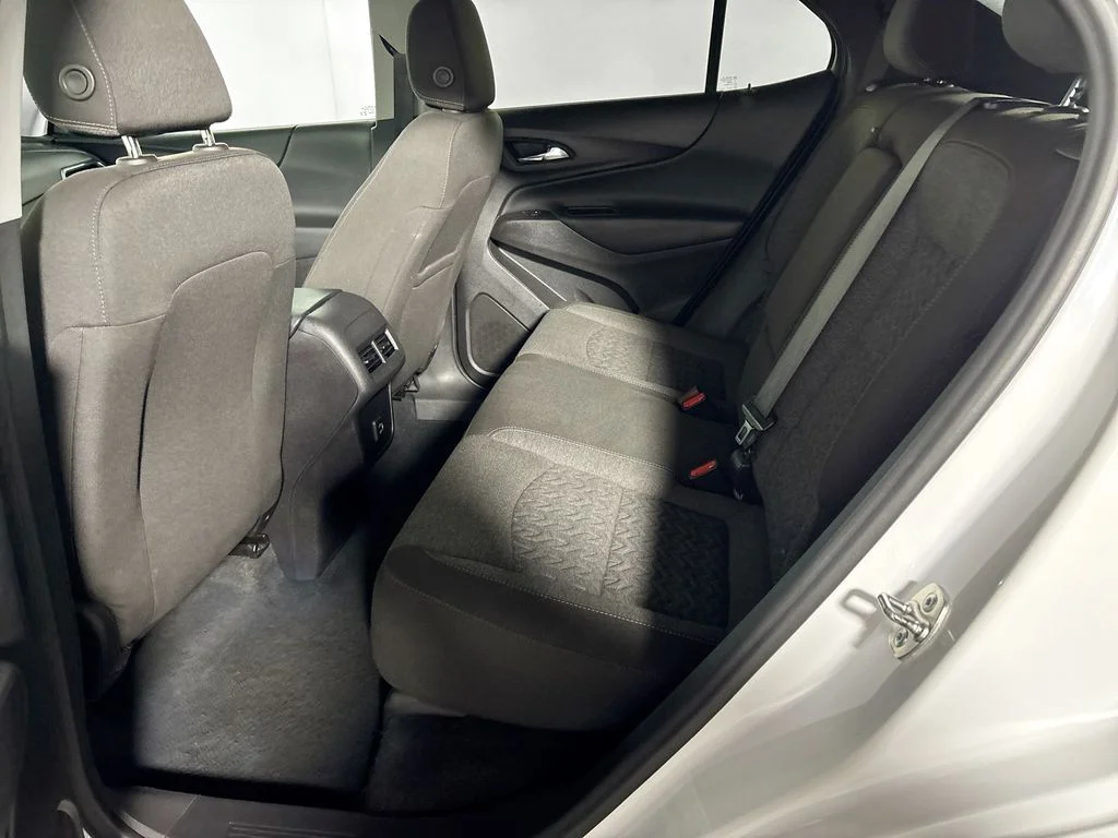 Used 2024 White Chevrolet LT image 19