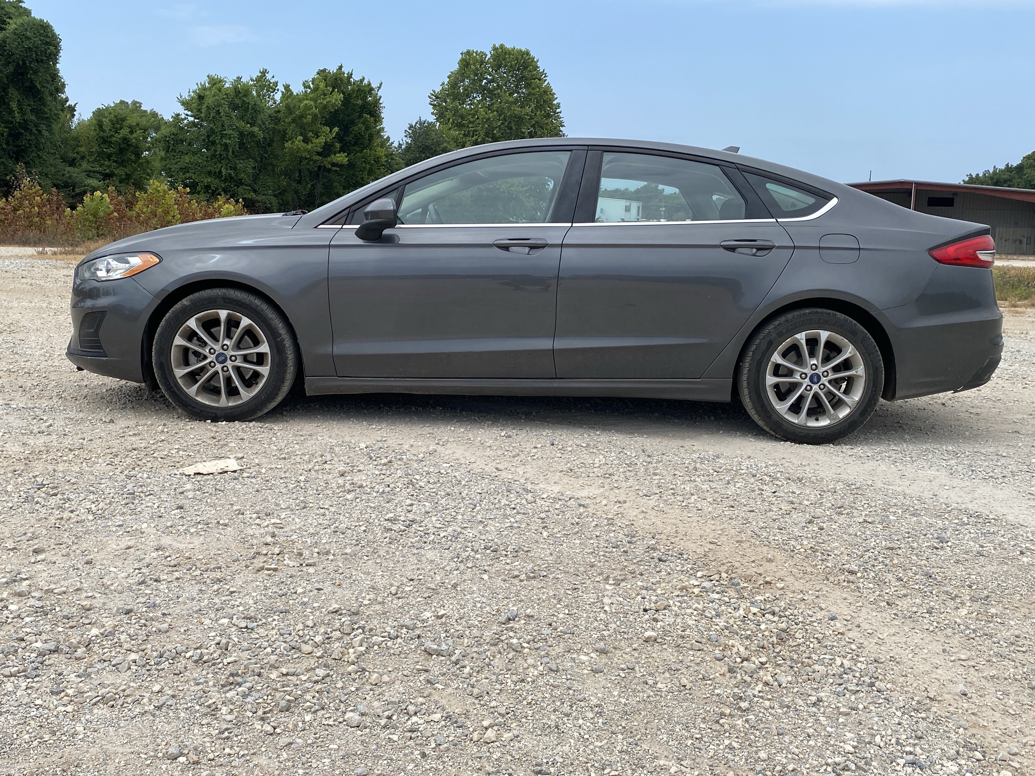 Used 2020  Ford SE image 8
