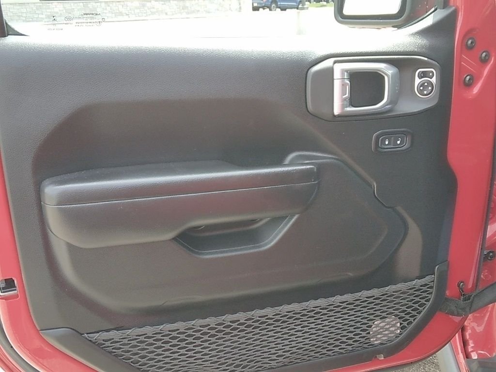 Used 2021 Red Jeep Willys image 24
