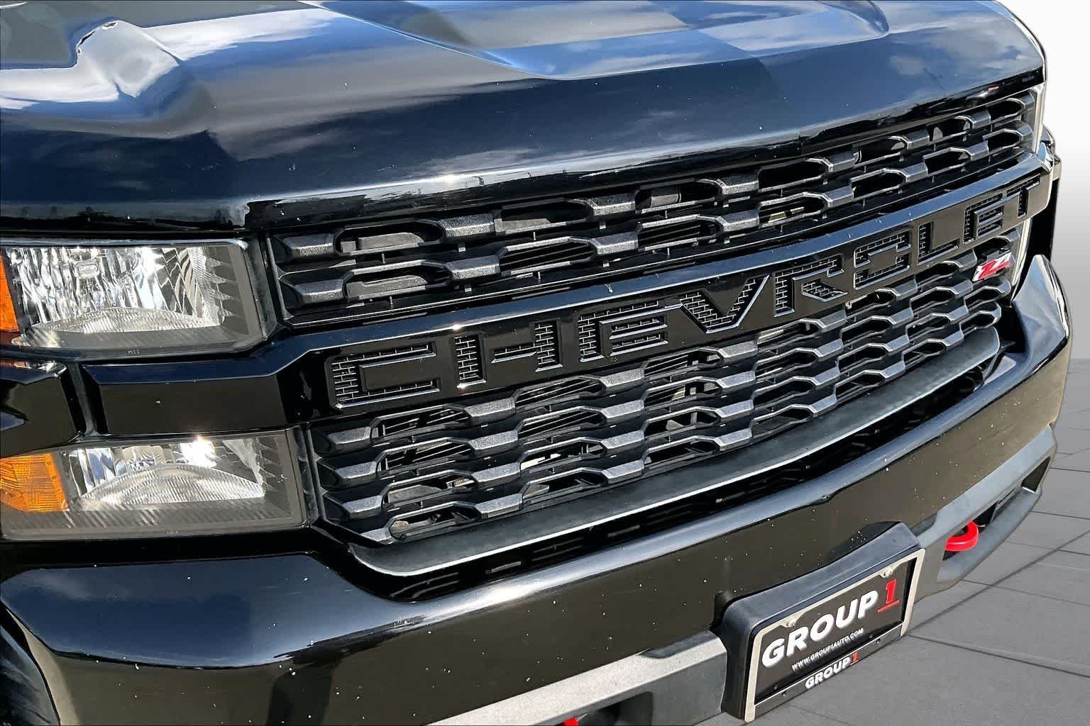 Used 2019 Black Chevrolet Custom Trail Boss image 28