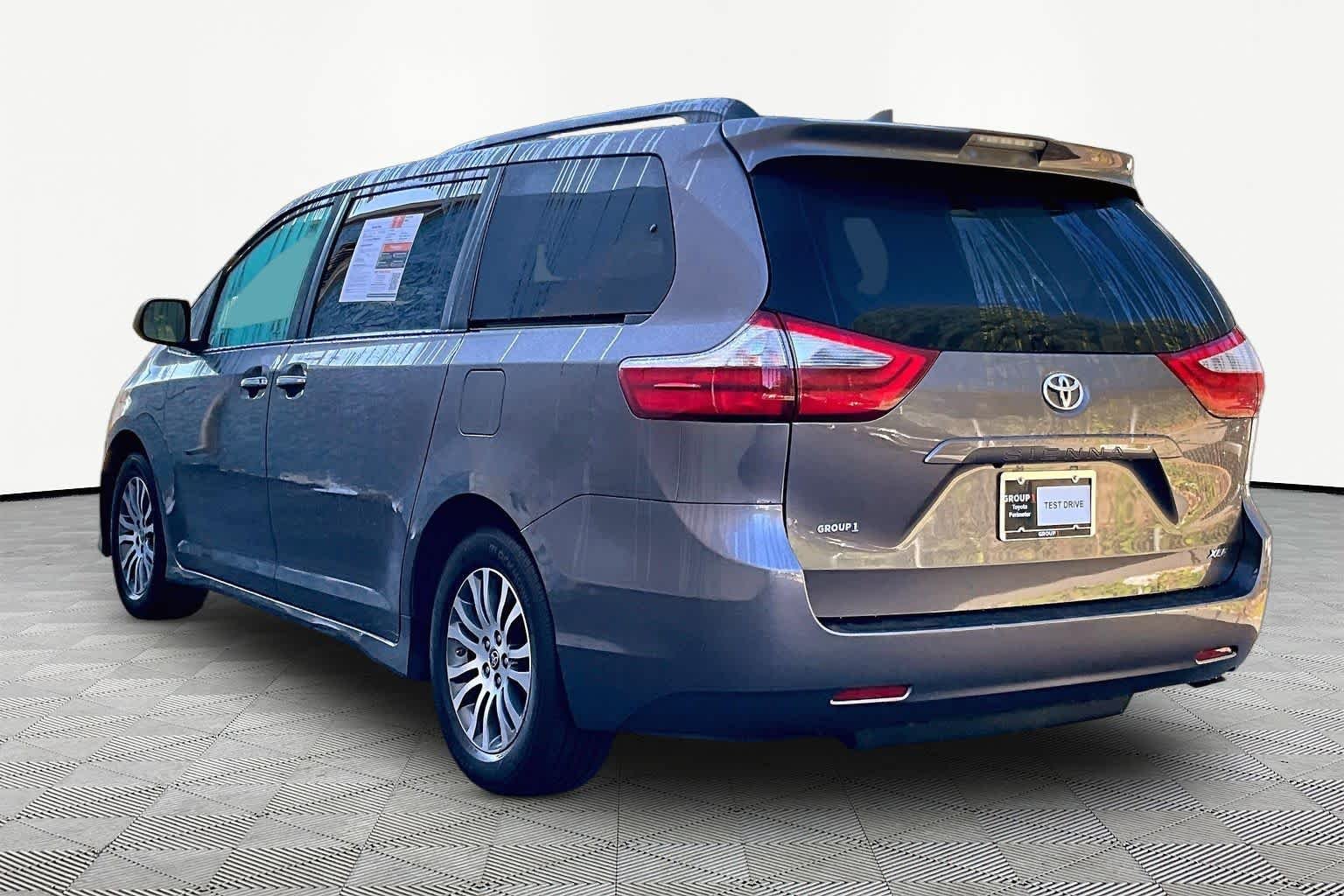 Used 2020 Predawn Gray Mica Toyota XLE image 12