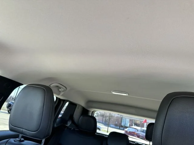 Used 2022 Red Jeep Limited image 18