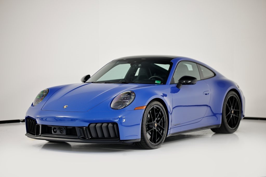 2025 Porsche 911 GTS