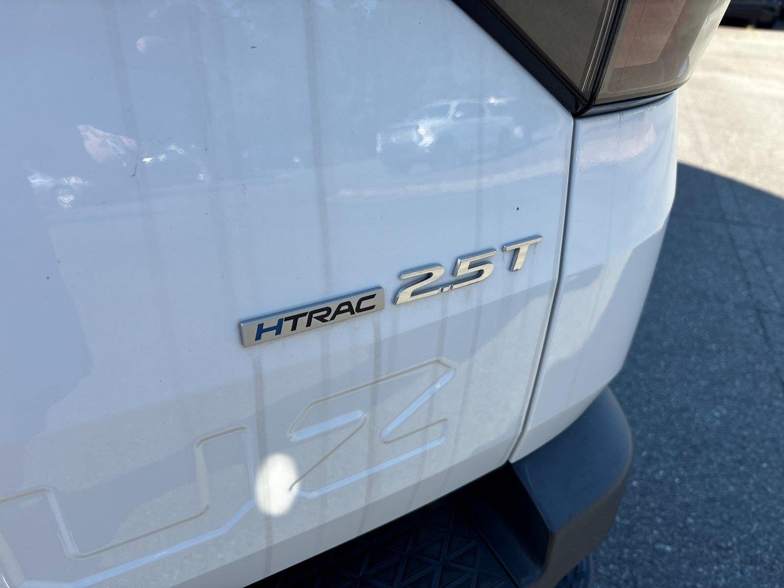 Used 2023 Atlas White Hyundai Limited image 11