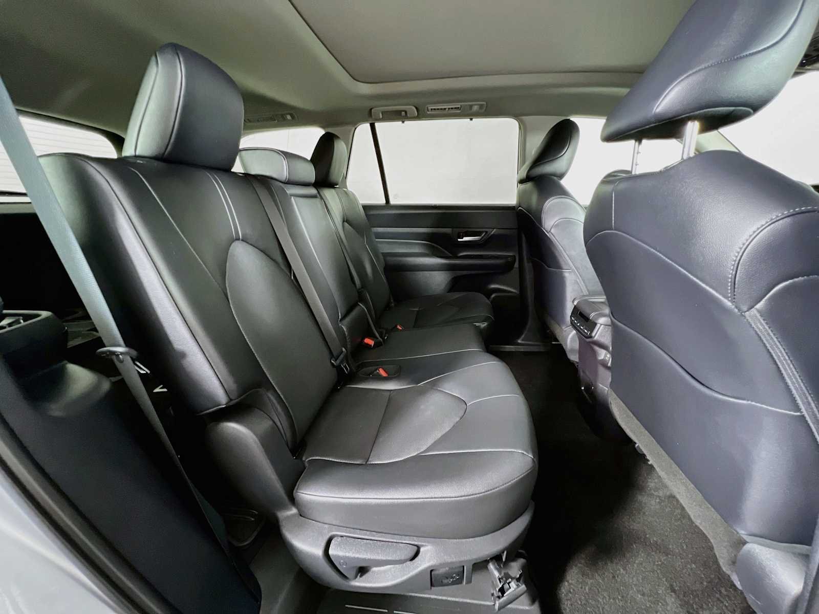 Used 2026 Celestial Silver Metallic Toyota XLE image 29