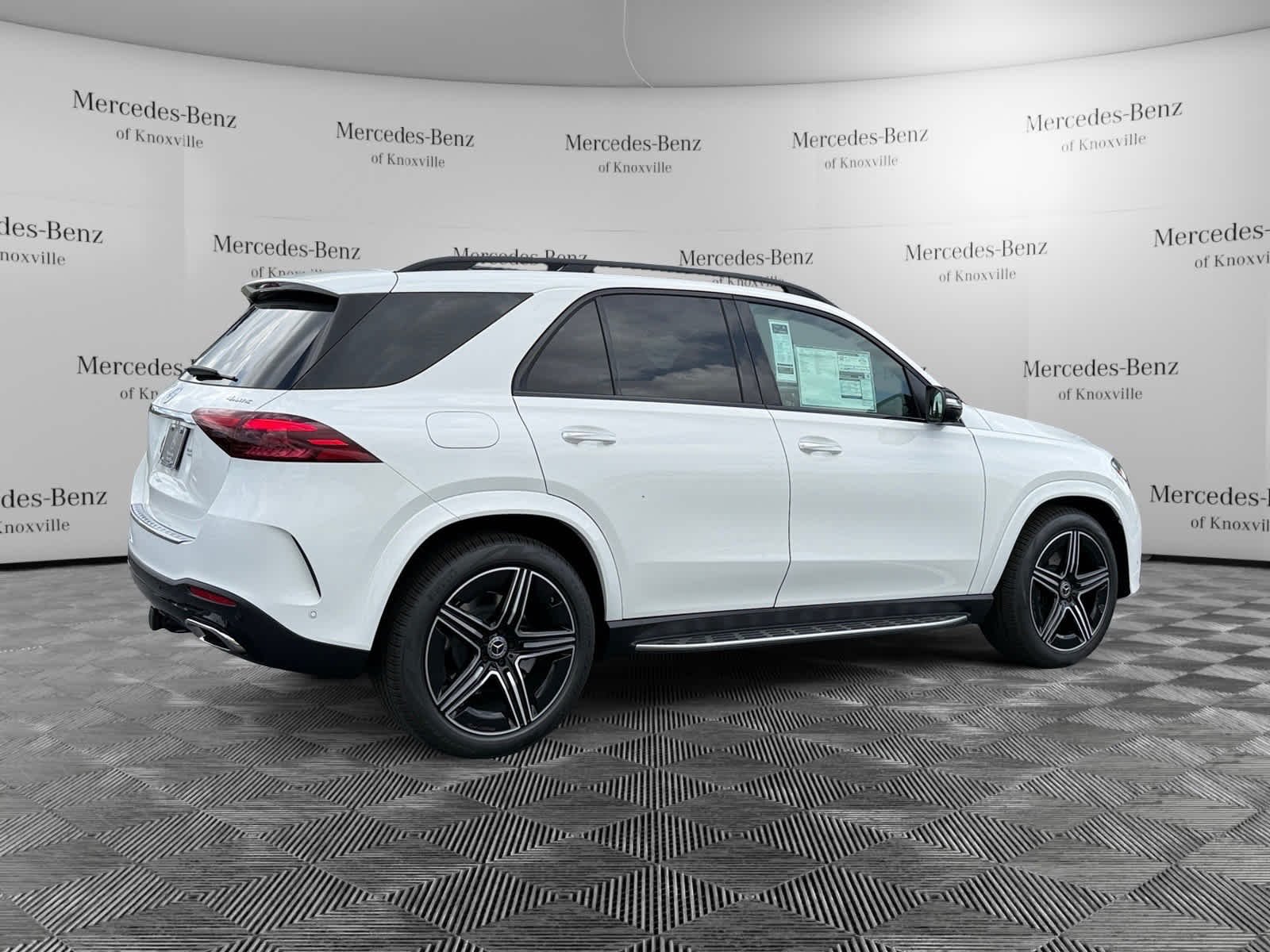 New 2026 Polar White Mercedes-Benz GLE 350 image 5