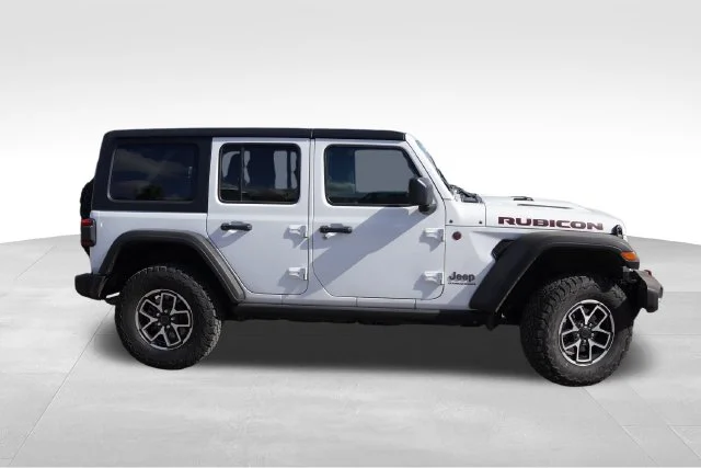 Certified Used 2025 White Jeep Rubicon image 2