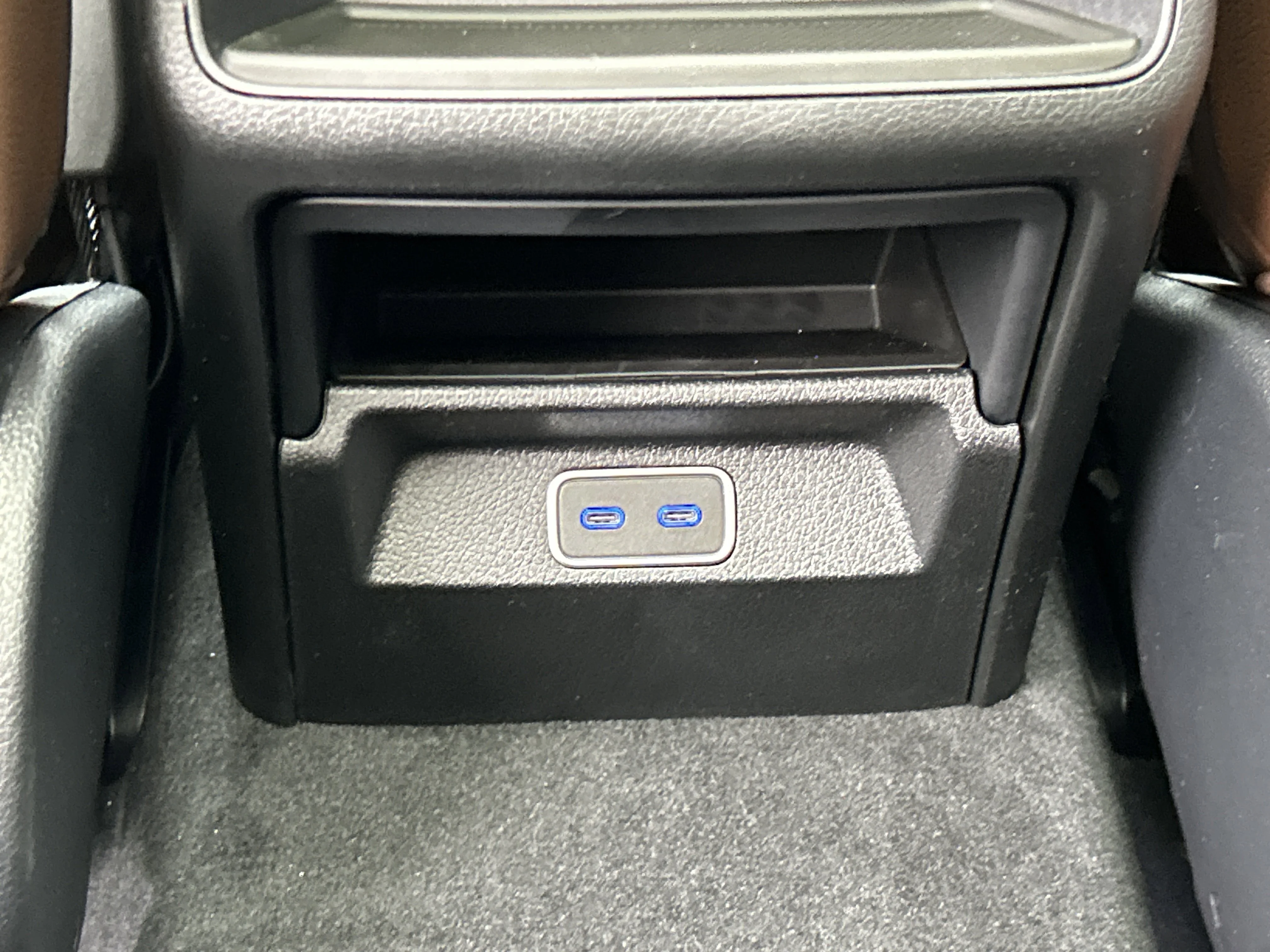 New 2026 Obsidian Black Metallic Mercedes-Benz GLE 350 4MATIC® SUV image 37