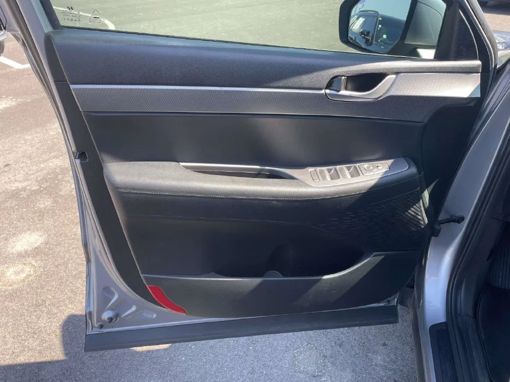 Certified Used 2020 Silver Hyundai SEL image 15