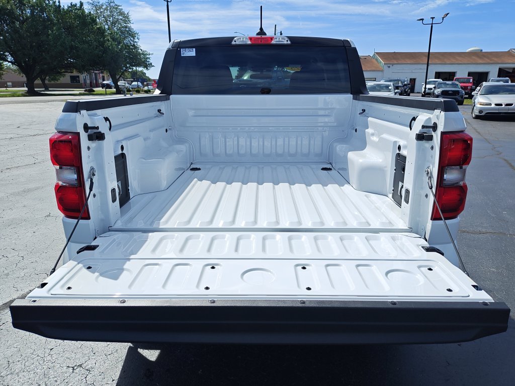 Used 2025 White Ford Lobo Standard image 9