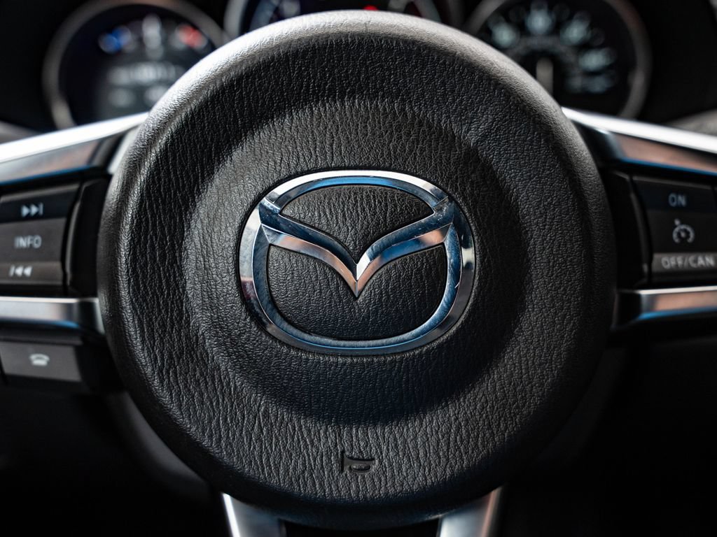 Used 2022 Soul Red Crystal Metallic Mazda Grand Touring image 29