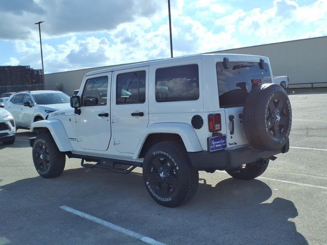 Used 2016 White Jeep Rubicon image 5