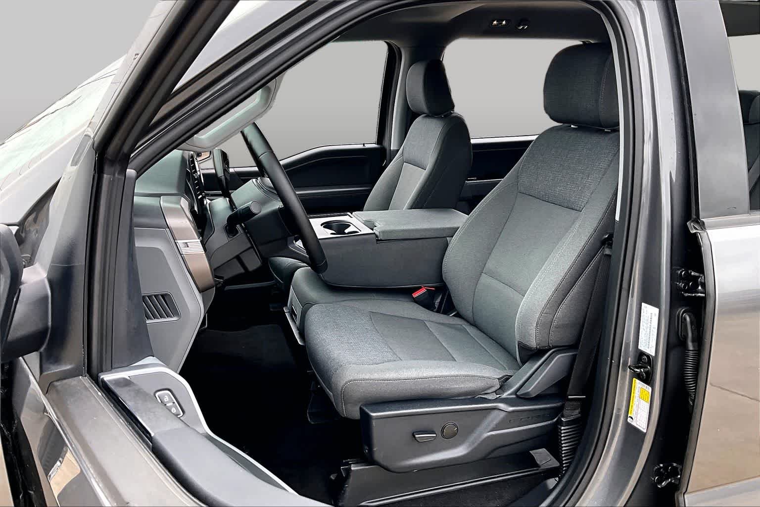 Used 2025 Carbonized Gray Ford XLT image 8