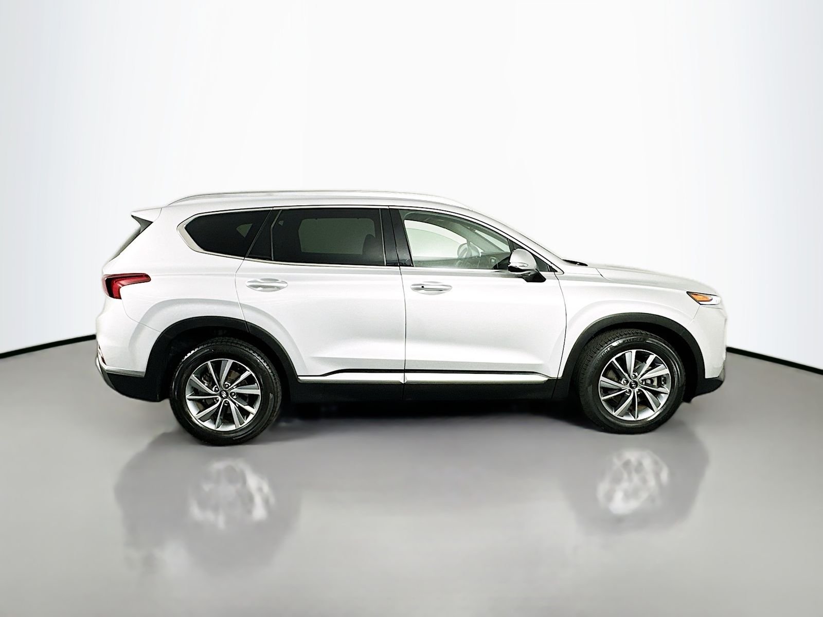 Used 2019 Symphony Silver Hyundai Limited image 8