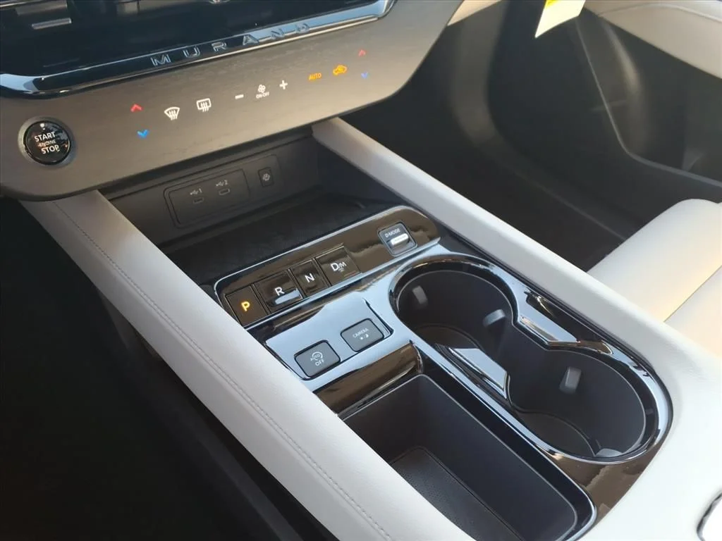 2025 Nissan Murano SL - Photo 11