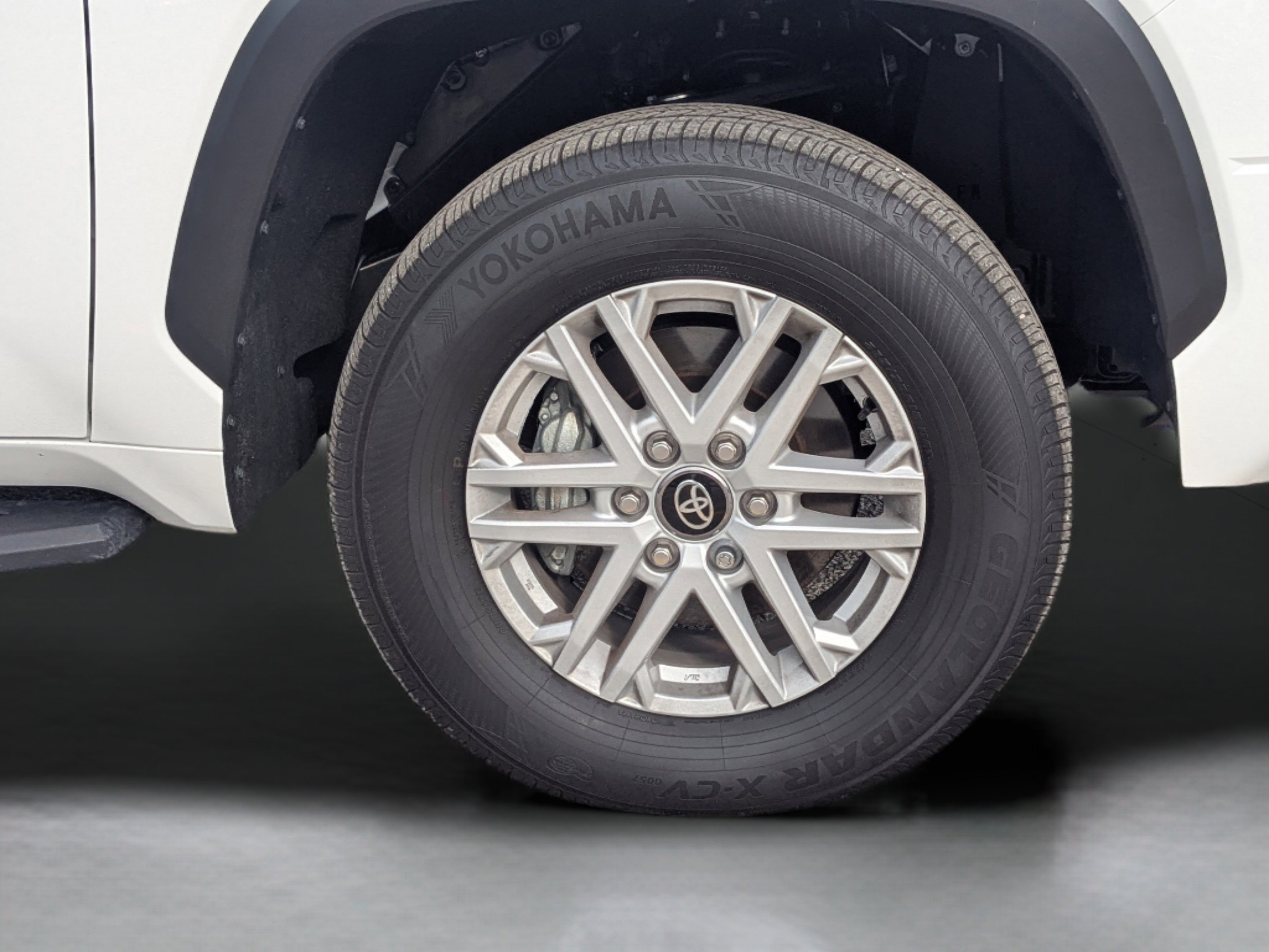 2026 Toyota Tundra SR5 - Photo 31