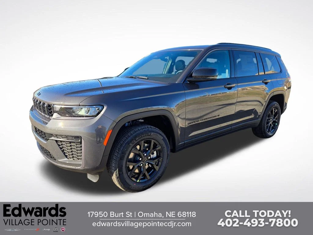 New 2026 Baltic Gray Metallic Clear-Coat Exterior Paint Jeep Altitude image 7